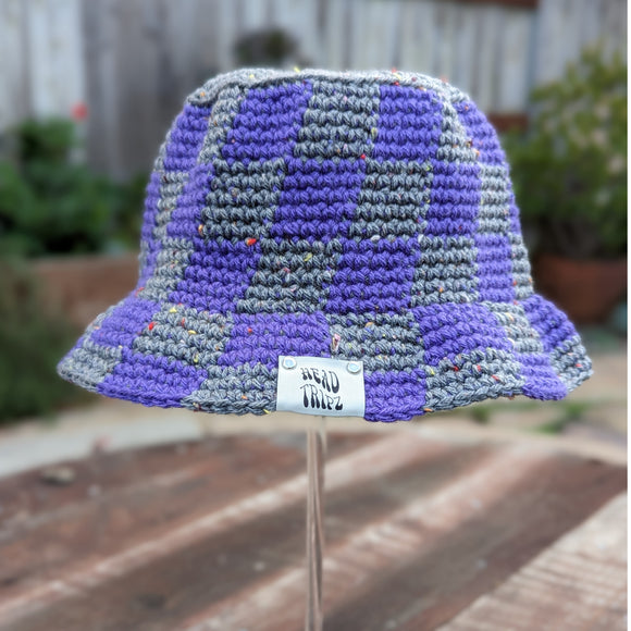 Checkered Bucket Hat - Dark Gray Tweed & Eggplant