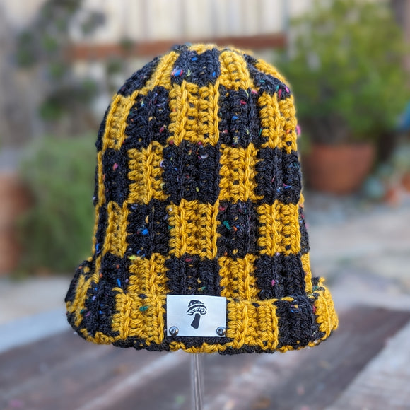 Checkered Solid Gold & Black Tweed