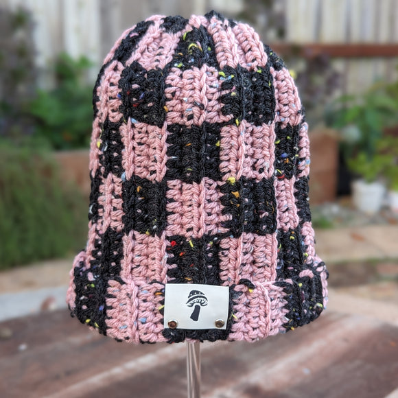 Checkered Double Tweed Fisherman Beanie - Pink & Black